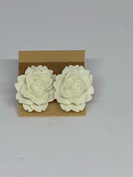 Flower Stud Earrings - White/Cream