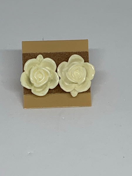 Flower Stud Earrings - White/Cream
