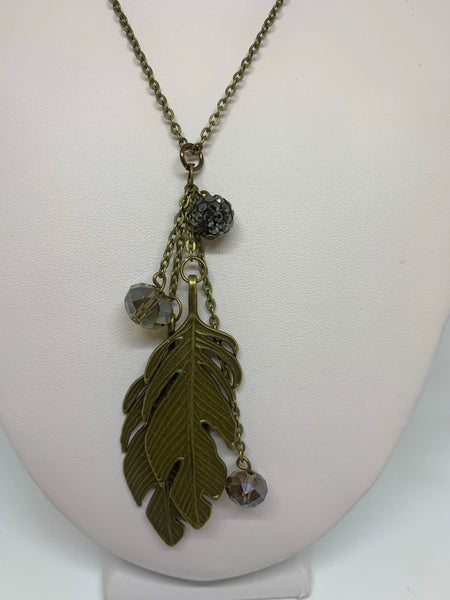 Charm Necklace - Lg Leaves