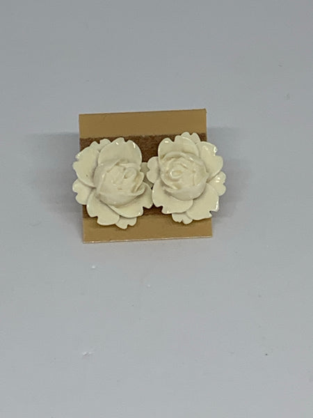 Flower Stud Earrings - White/Cream
